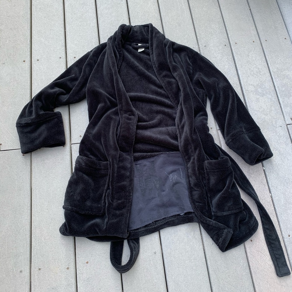NWOT: BLACK PINK SPARKLE BATH ROBE SOFT SMALL/ XS